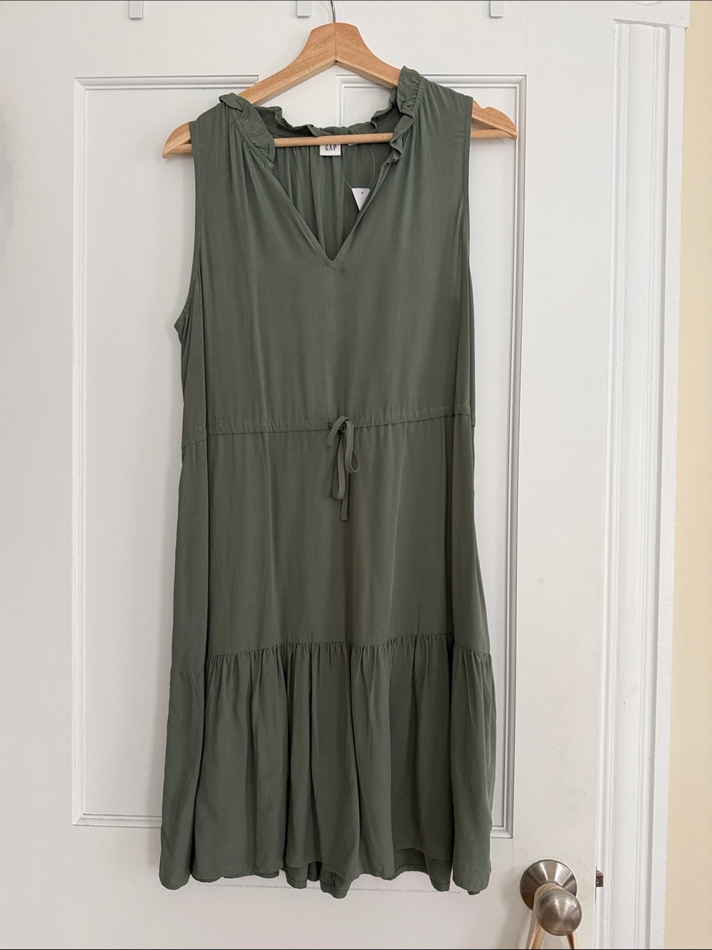 GAP Olive Sleeveless Tiered Midi Dress
